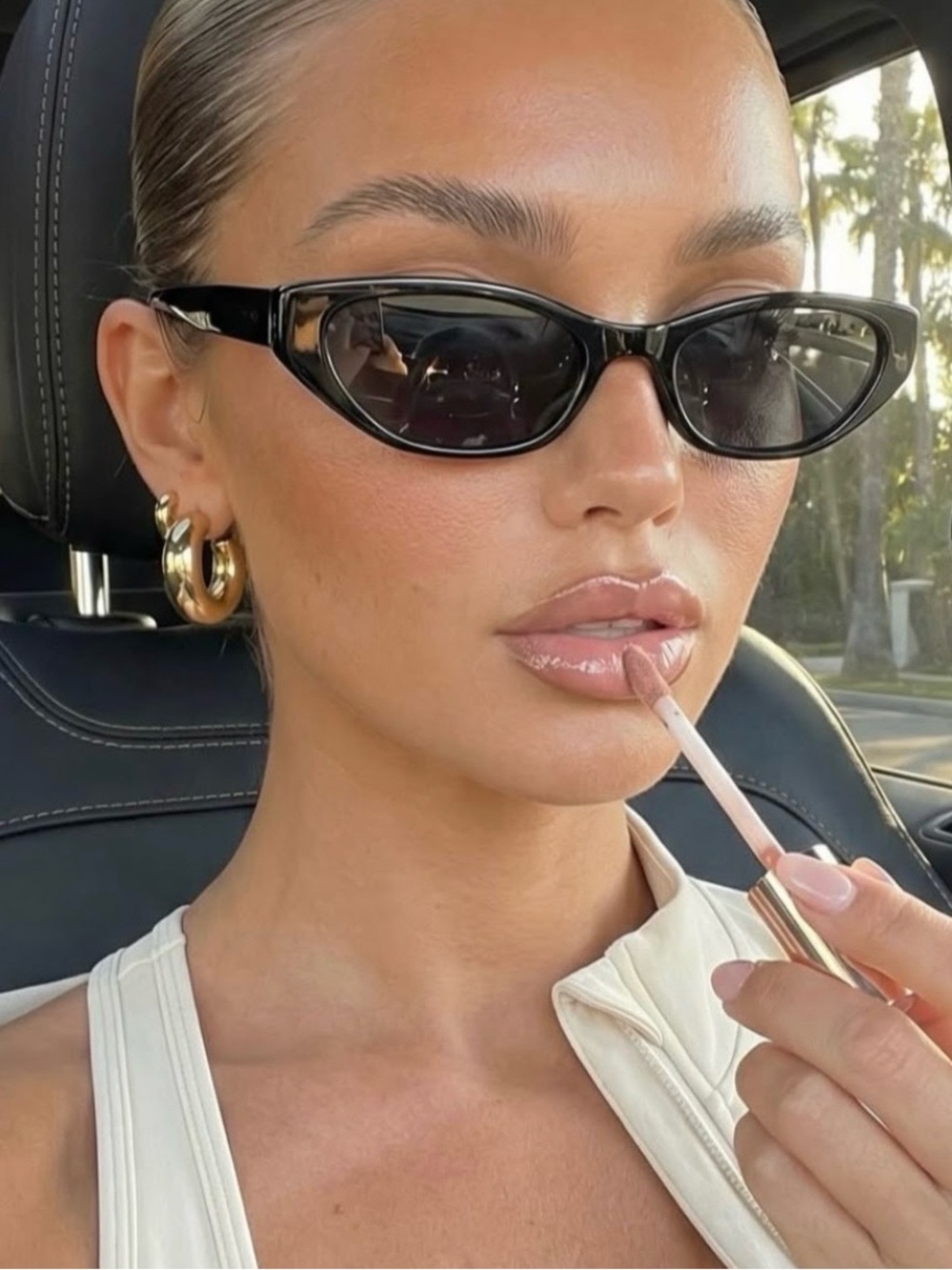 Jason Wu Black Cat-Eye Sunglasses for Women - Sleek Fashion Accessory NWT